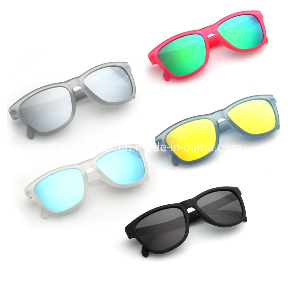 Recycled Eco-Friendly Plastic Sunglasses with Custom Package